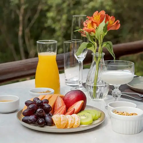 Café da Manhã Completo em Pousada em SFX