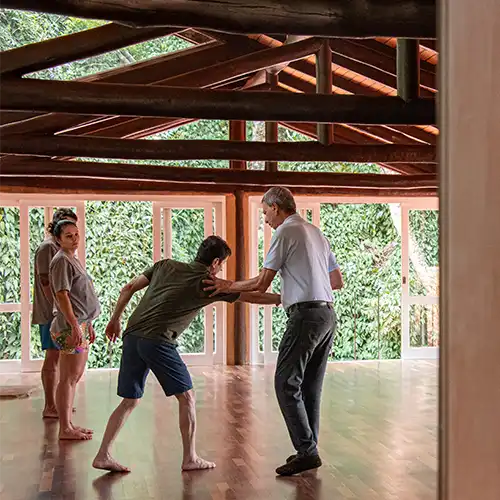 Fazer tai chi em Pousada